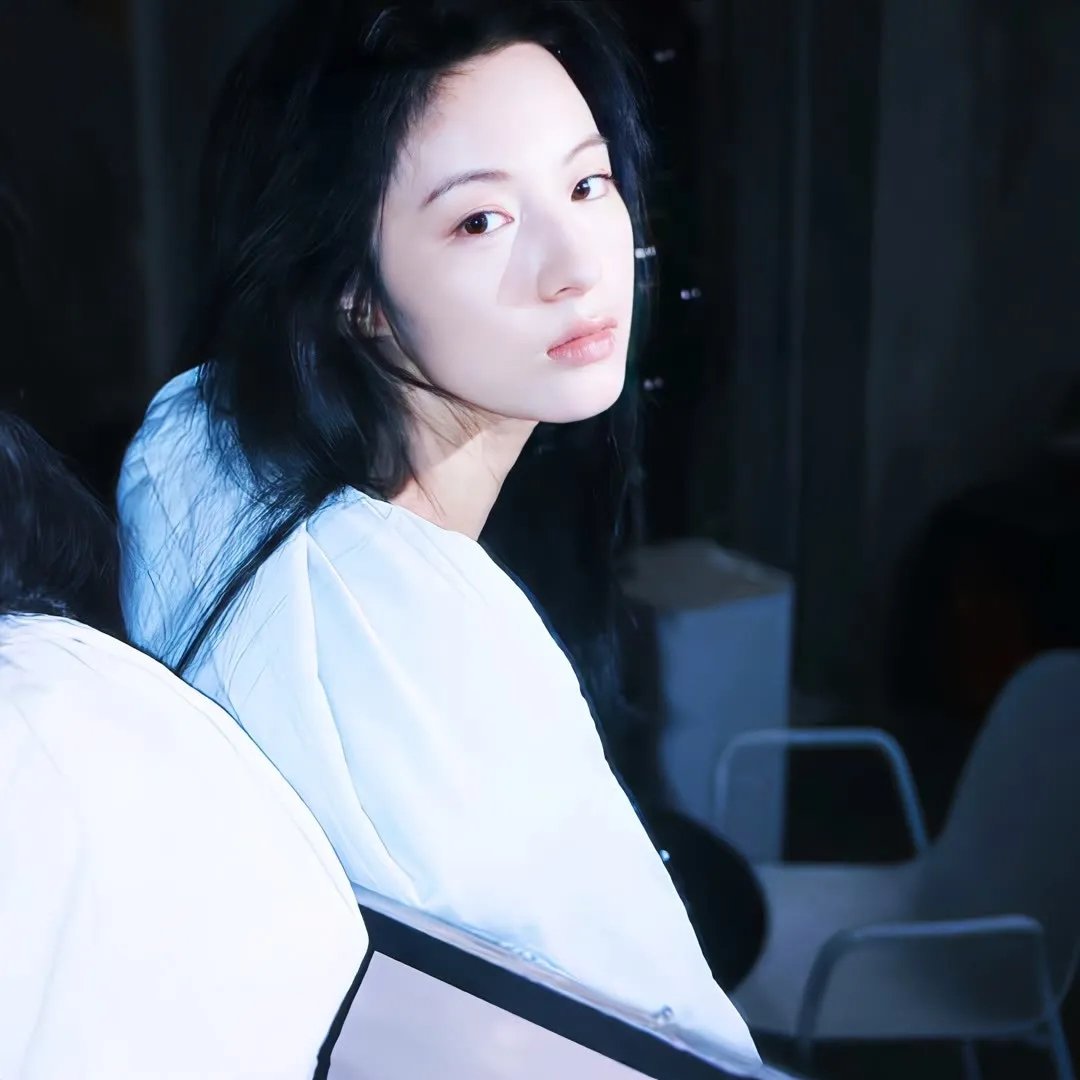 奎师那与伊人
